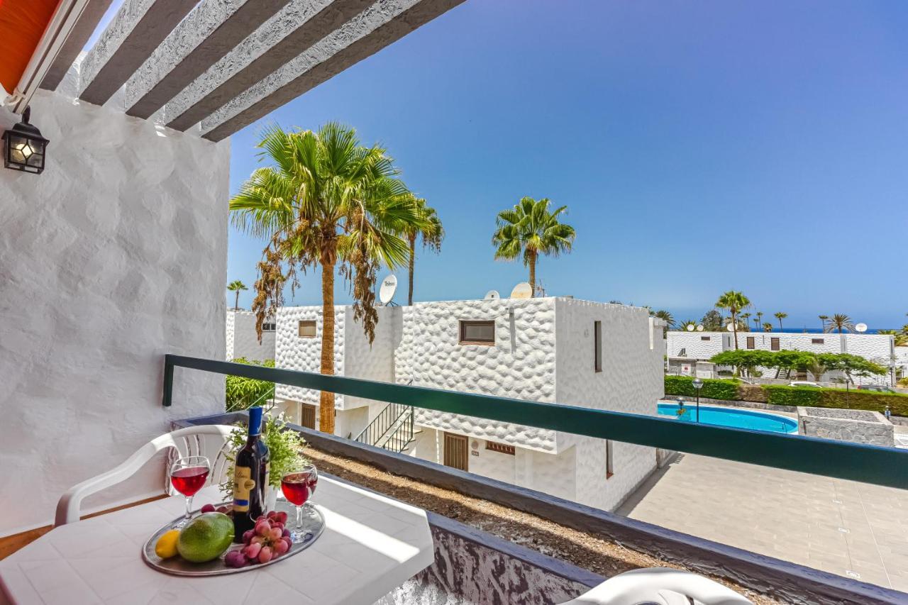 Apartment Apart America - 150 Meters From The Beach, Free Wi-Fi Арона Екстер'єр фото